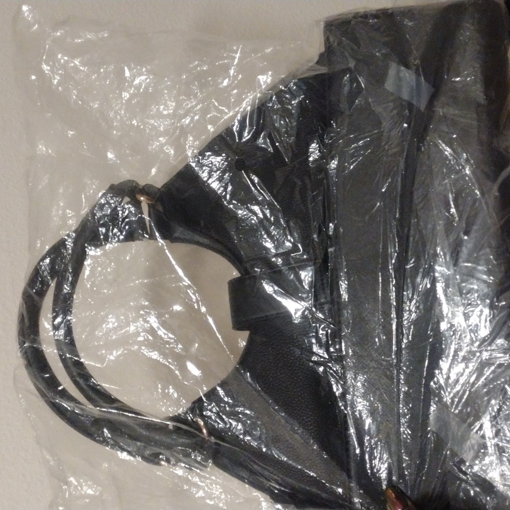 Purse - Picture 2 of 2